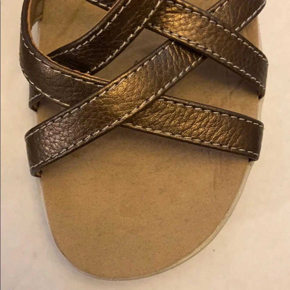 Easy Spirit Bronze Sandals